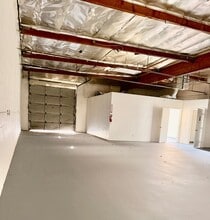 20371 Prairie St, Chatsworth, CA for lease Interior Photo- Image 1 of 2