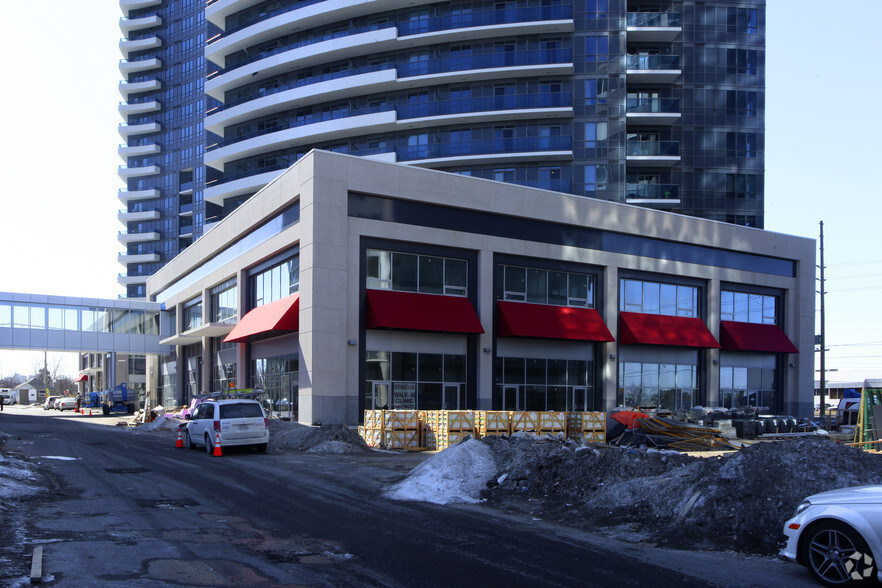 7181 Yonge St, Markham, ON for lease - Building Photo - Image 3 of 17