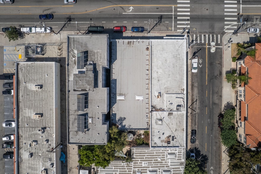 1312 S Pacific Ave, San Pedro, CA à vendre - Photo du bâtiment - Image 3 de 30