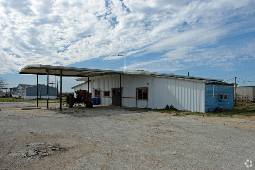 4820 W Highway 34, Ennis, TX à vendre - Photo du b timent - Image 1 de 1