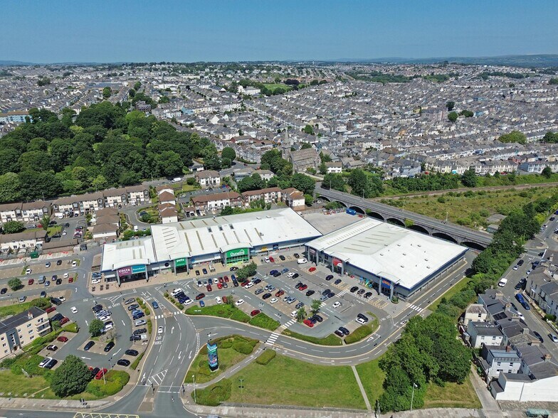 Exeter St, Plymouth à louer - Photo du bâtiment - Image 2 de 10