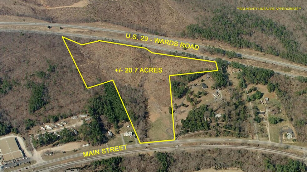 1536 Main St, Altavista, VA à vendre - Aérien - Image 2 de 3