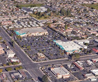 Plus de détails pour 6011 Lincoln Ave, Buena Park, CA - Commerce de détail à louer