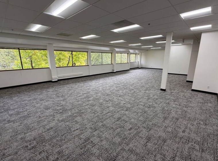 2290 N 1st St, San Jose, CA à louer - Photo intérieure - Image 2 de 13