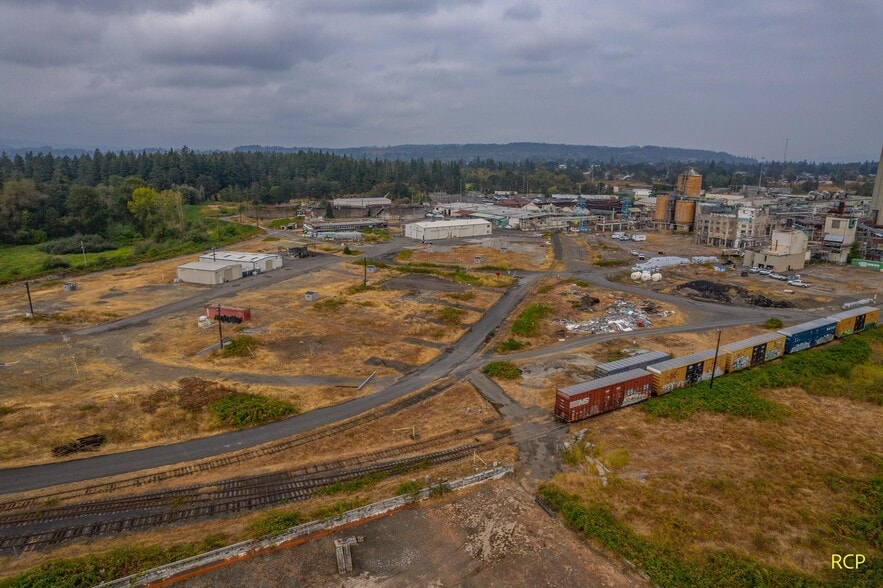 1400 Kaster Rd, Saint Helens, OR for sale - Building Photo - Image 3 of 34
