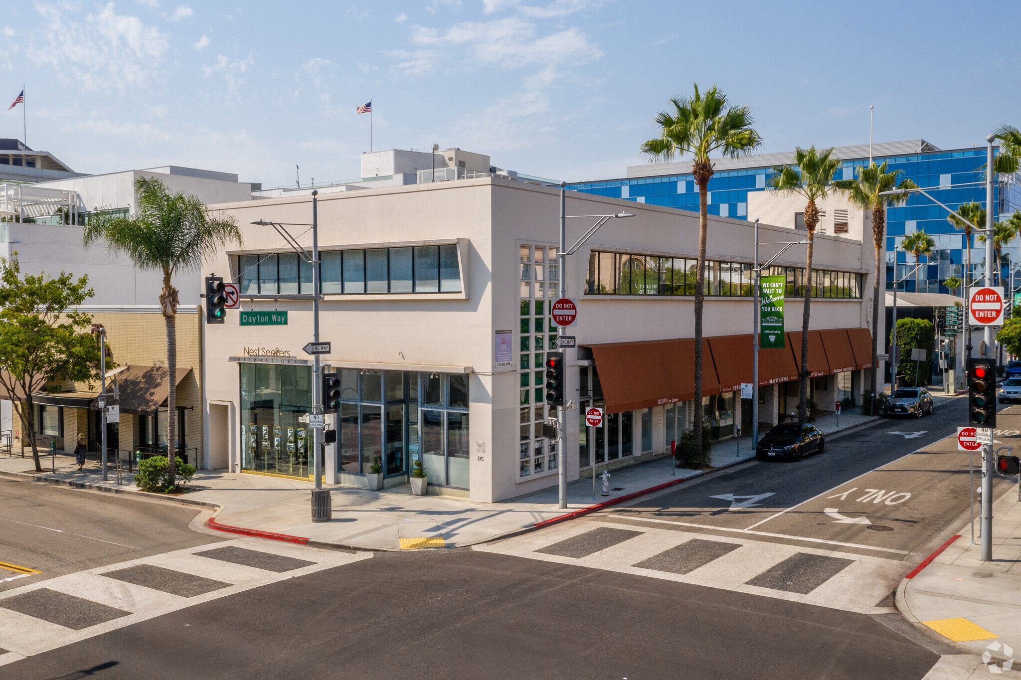 9406-9424 Dayton Way, Beverly Hills, CA for lease Primary Photo- Image 1 of 4