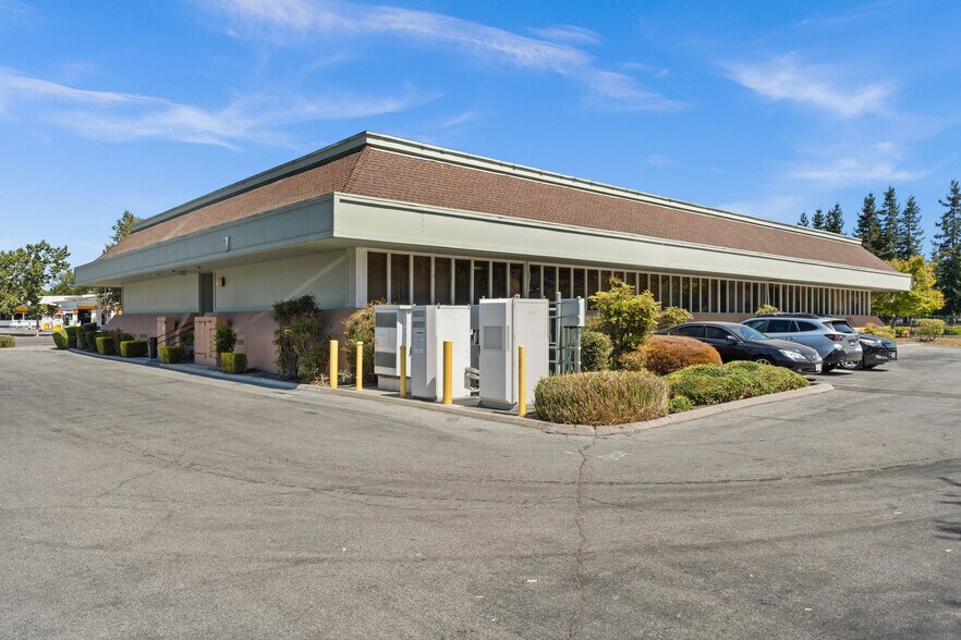 5890-6085 Snell Blvd, San Jose, CA à louer - Photo du bâtiment - Image 3 de 7