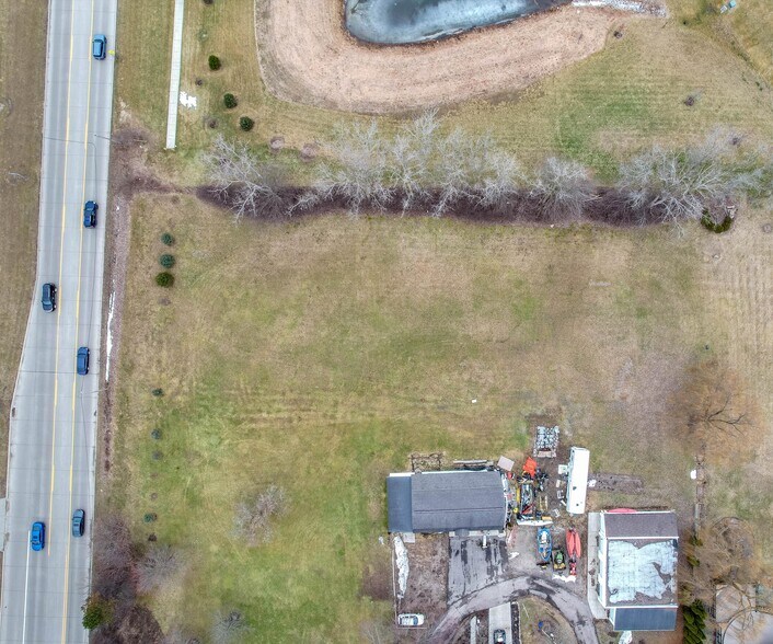 8517 Beck Rd, Canton, MI à vendre - Photo du bâtiment - Image 3 de 13