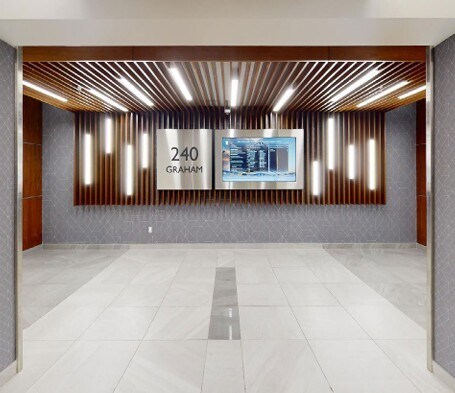 240 Graham Ave, Winnipeg, MB à louer - Photo intérieure - Image 3 de 5