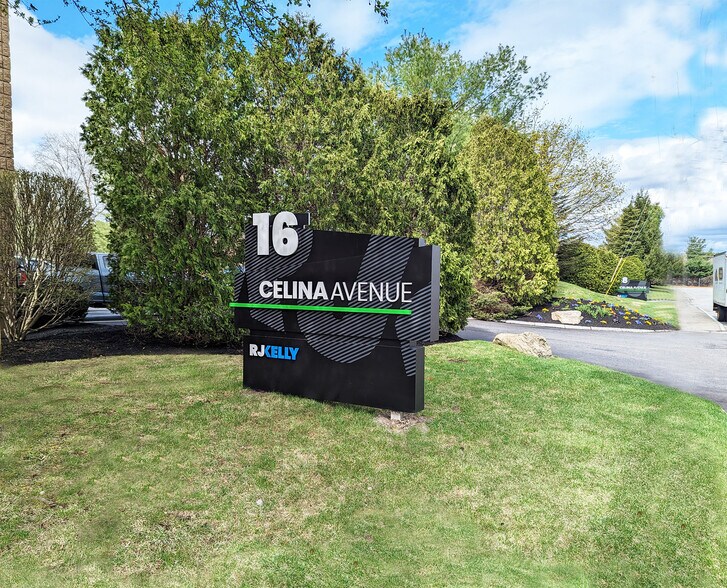 16 Celina Ave, Nashua, NH à louer - Photo du bâtiment - Image 3 de 7