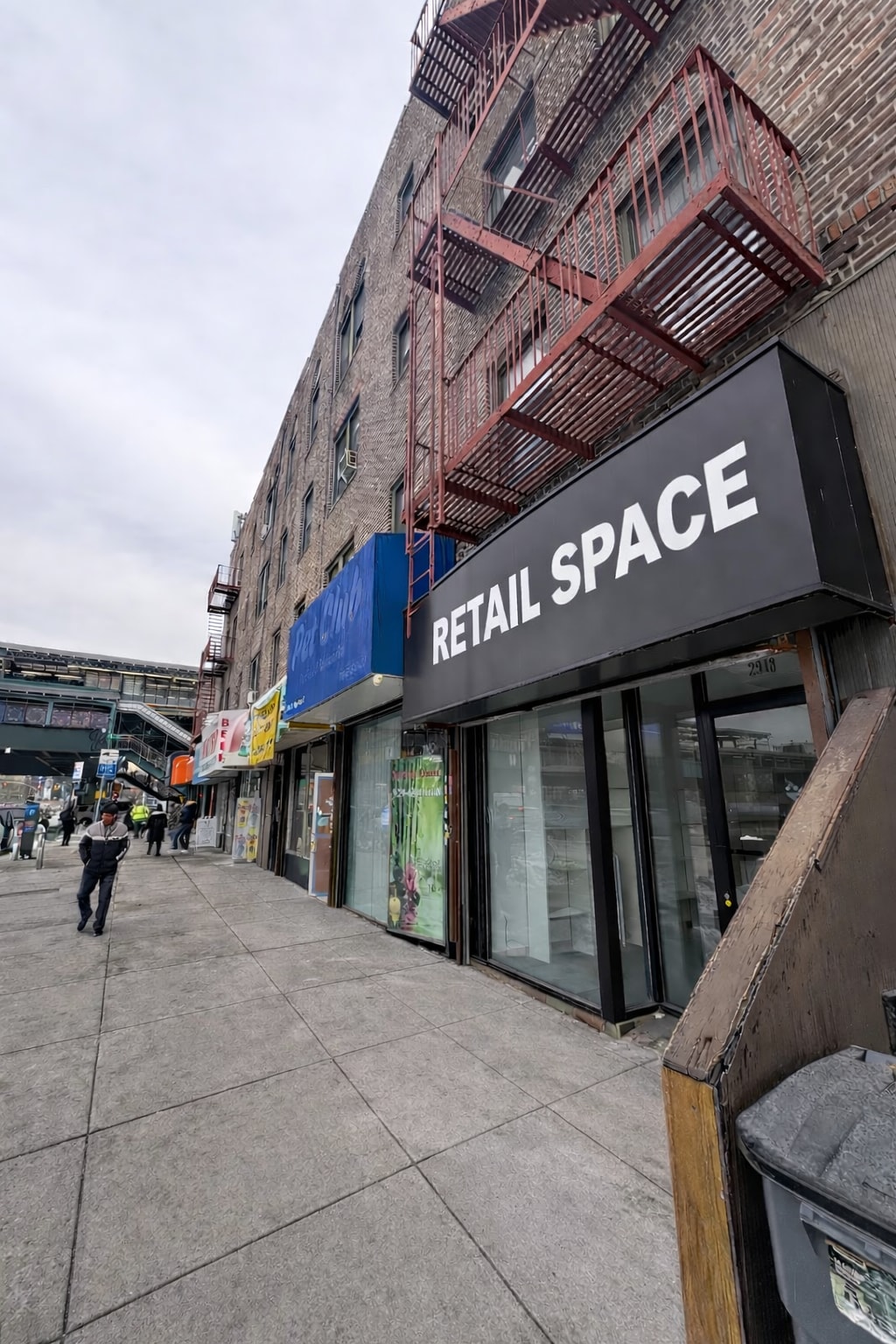 29-22 Hoyt Ave, Astoria, NY for lease Building Photo- Image 1 of 1