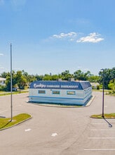 4535 Tamiami Trl, Port Charlotte, FL à louer Photo intérieure- Image 2 de 3