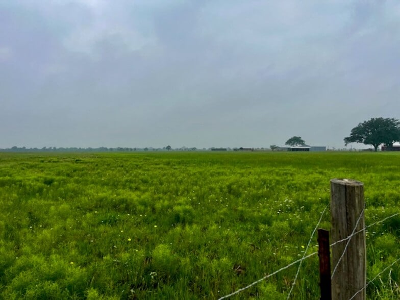 3575 FM 1094, Sealy, TX for sale - Building Photo - Image 3 of 10