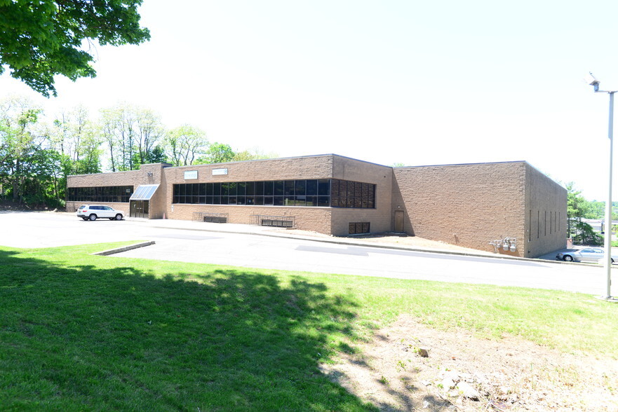 370 Franklin Tpke, Mahwah, NJ for lease - Building Photo - Image 3 of 9