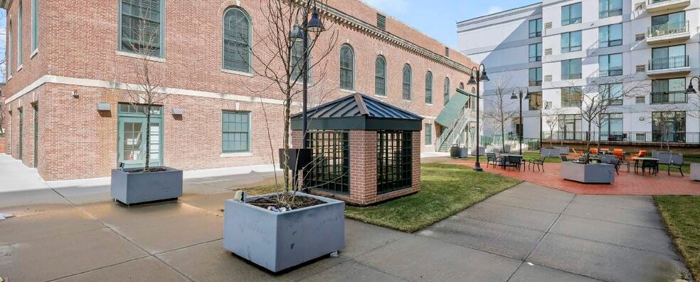 7 Market St, Stamford, CT for lease - Building Photo - Image 2 of 12