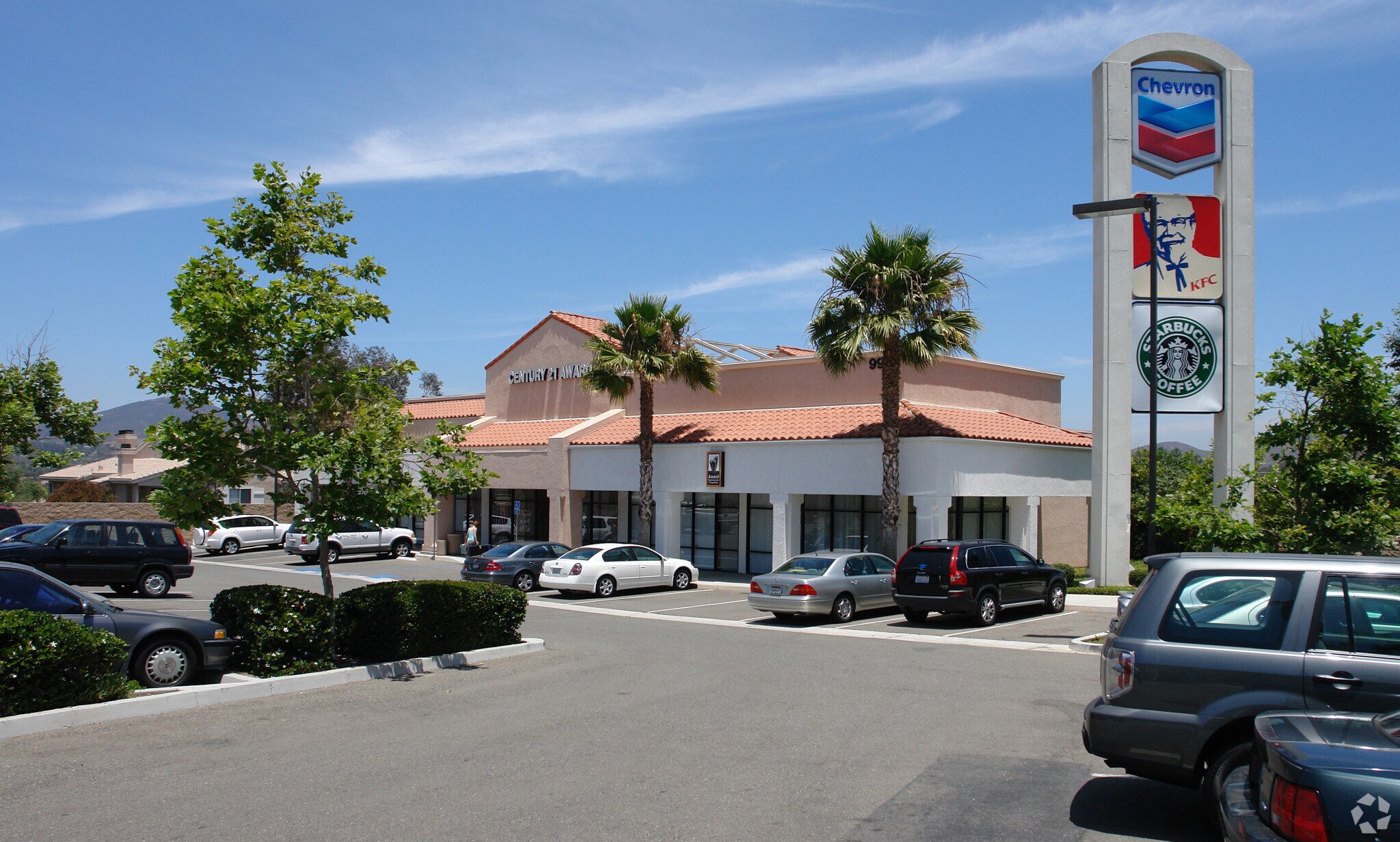 9932 Mercy Rd, San Diego, CA à louer Photo du bâtiment- Image 1 de 10