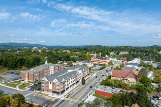 21 Raymond Ave, Poughkeepsie, NY - AÉRIEN  Vue de la carte