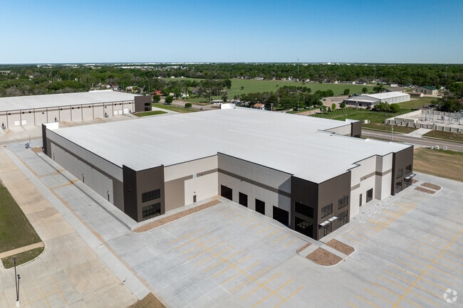 More details for 1315 W MacArthur Rd, Wichita, KS - Industrial for Lease