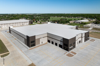 Plus de détails pour 1217 W MacArthur Rd, Wichita, KS - Industriel à vendre