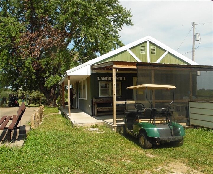 22975 Highway 368, Vassar, KS à vendre - Photo du bâtiment - Image 2 de 5