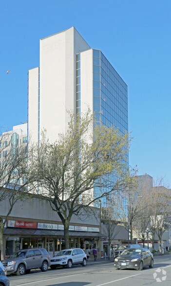 747 Fort St, Victoria, BC for lease - Building Photo - Image 3 of 3