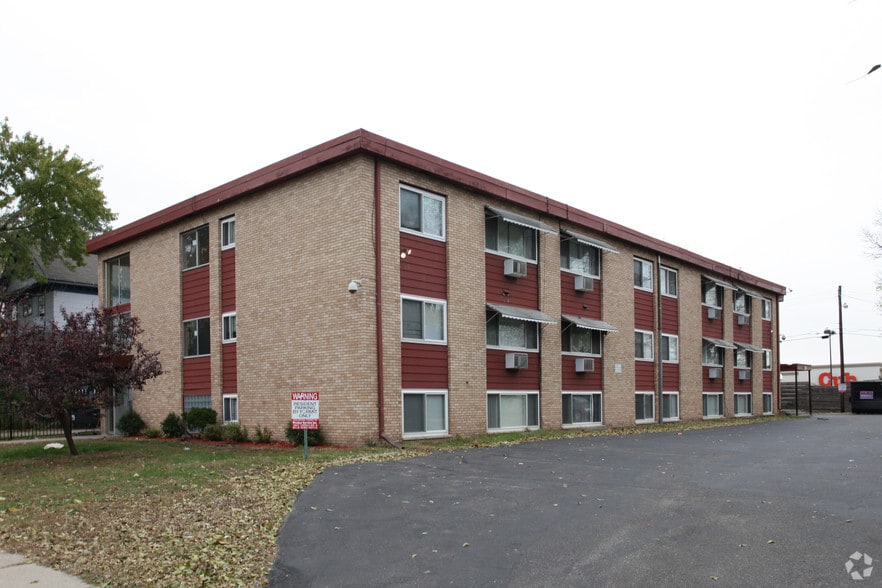 1816-1818 Bryant Ave, Minneapolis, MN for sale - Building Photo - Image 2 of 6