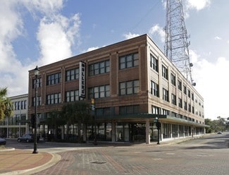 Plus de détails pour 625 Ryan St, Lake Charles, LA - Multi-résidentiel à vendre