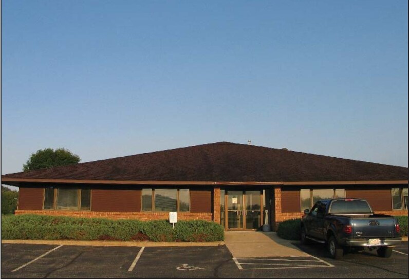 5140 Moundview Dr, Red Wing, MN à louer Photo principale- Image 1 de 16