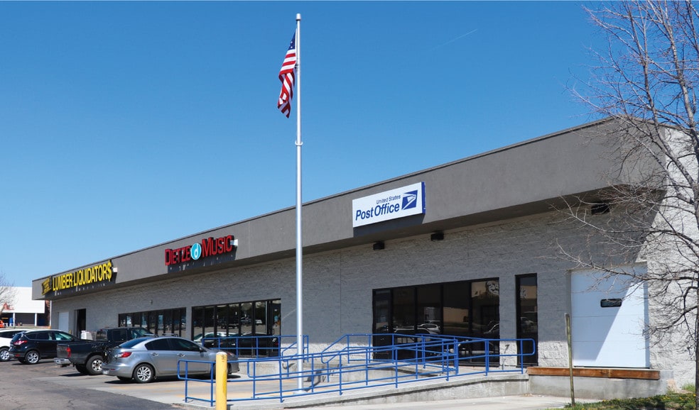 6401 Q St, Lincoln, NE for lease - Building Photo - Image 3 of 4