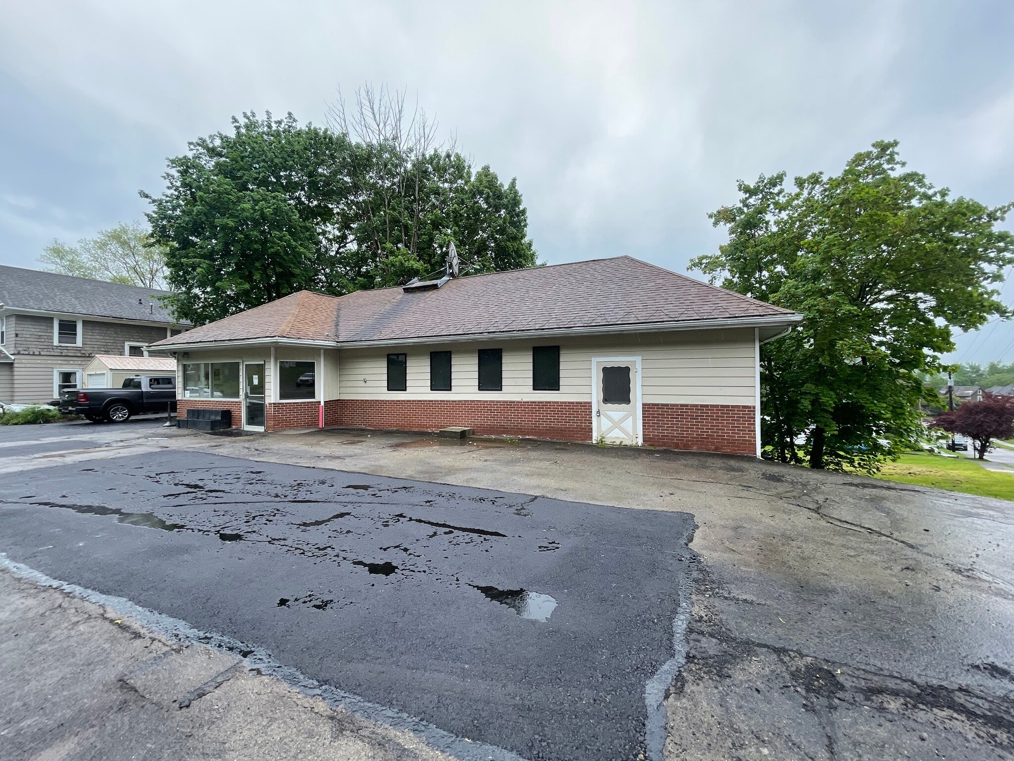 256 Jackson Ave, Bradford, PA for sale Building Photo- Image 1 of 10