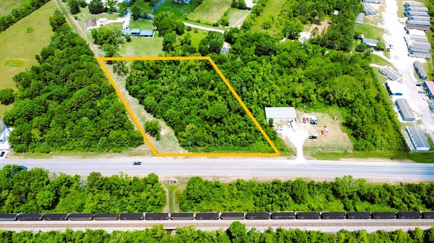 2.70 acres Farm to Market 1960 Road East, Huffman, TX for sale - Building Photo - Image 2 of 4