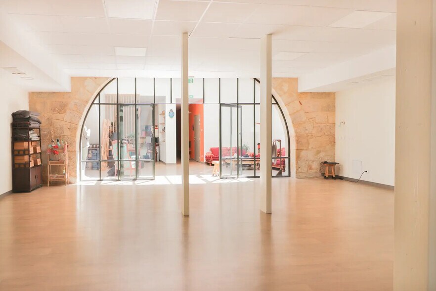 Retail in Bordeaux for sale - Interior Photo - Image 3 of 8