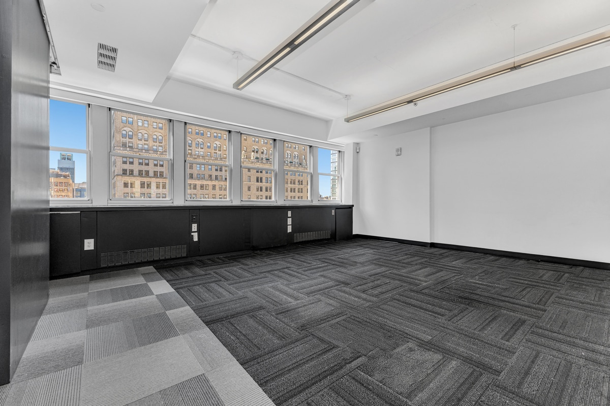 131 W 33rd St, New York, NY 10001 - Unit 17A -  - Interior Photo - Image 2 of 7