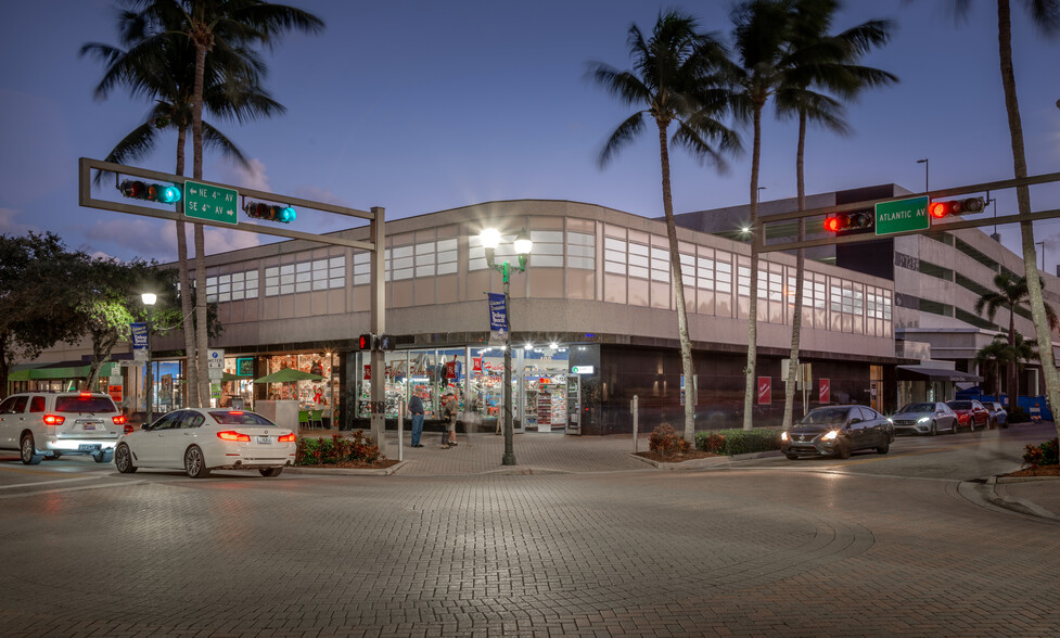 400-411 E Atlantic Ave, Delray Beach, FL for lease - Primary Photo - Image 1 of 6