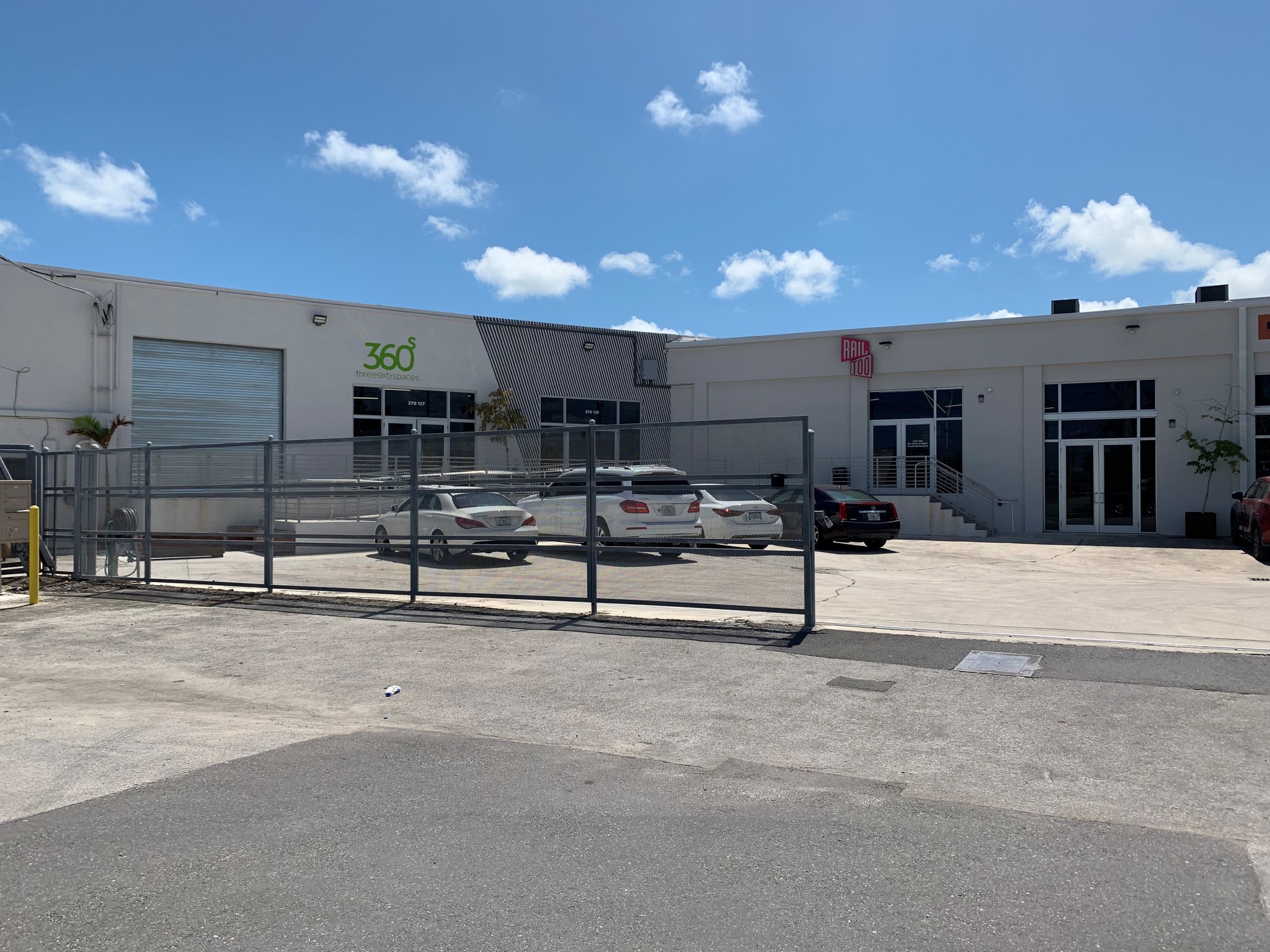 370 NE 75th St, Miami, FL for lease Primary Photo- Image 1 of 17