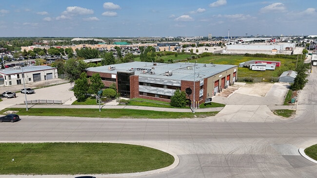 More details for 2233 Mcgillivray Blvd, Winnipeg, MB - Office/Retail for Lease