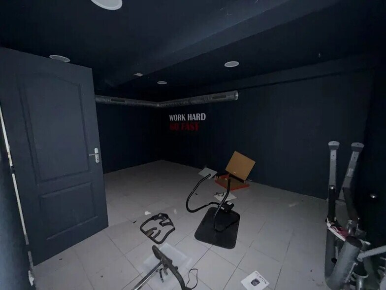 54 Rue Paul Codaccioni, Marseille à louer - Photo du bâtiment - Image 3 de 8