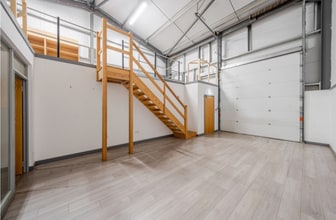 Sadler Rd, Lincoln for lease Interior Photo- Image 2 of 6