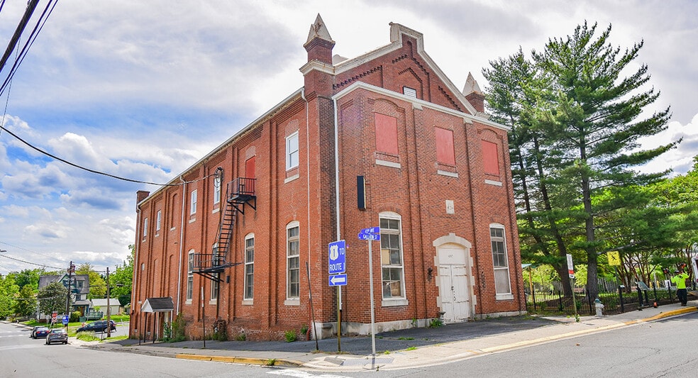 4207 Gallatin St, Hyattsville, MD for lease - Building Photo - Image 1 of 5