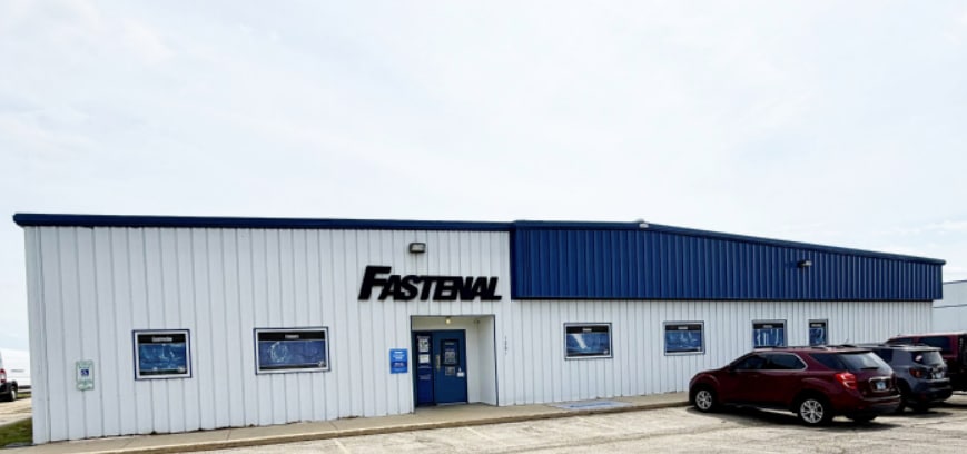 1261 Grant St, Freeport, IL for lease - Primary Photo - Image 1 of 8