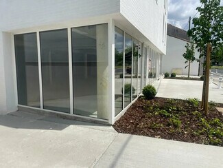 Plus de détails pour Commerce de détail à louer