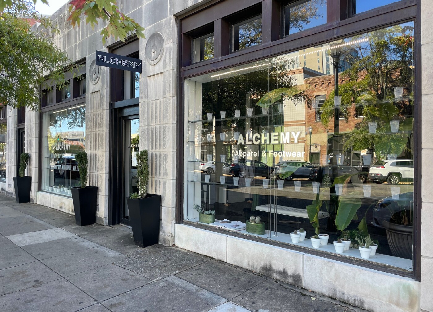 1923 11th Ave S, Birmingham, AL for lease Primary Photo- Image 1 of 2