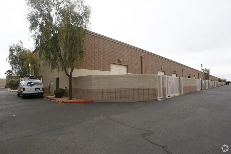 219 S William Dillard Dr, Gilbert, AZ for sale - Building Photo - Image 2 of 4