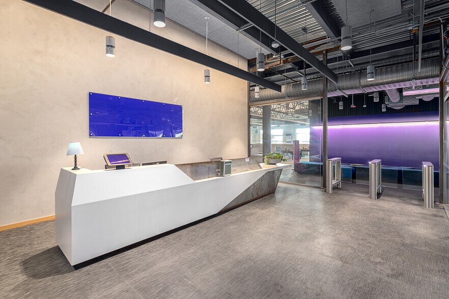 6800 Weiskopf Ave, McKinney, TX à louer - Photo du bâtiment - Image 2 de 12