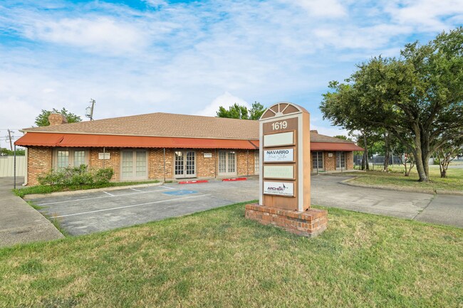 More details for 1619 W Irving Blvd, Irving, TX - Office for Lease