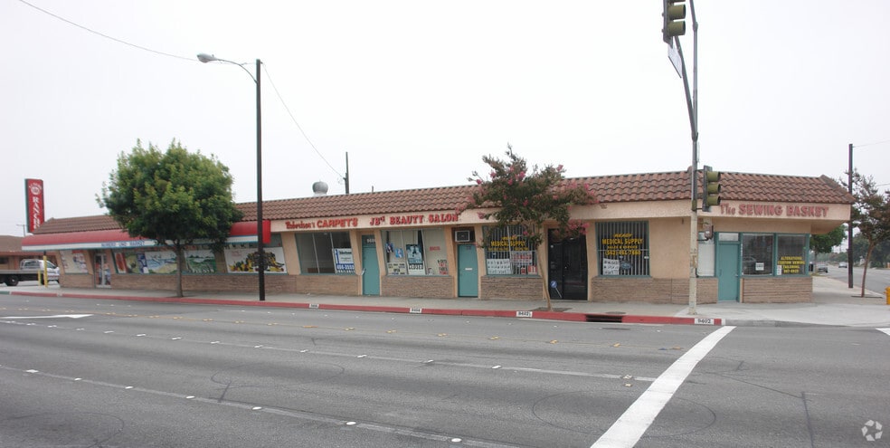 9402-9410 Somerset Blvd, Bellflower, CA for lease - Building Photo - Image 3 of 5