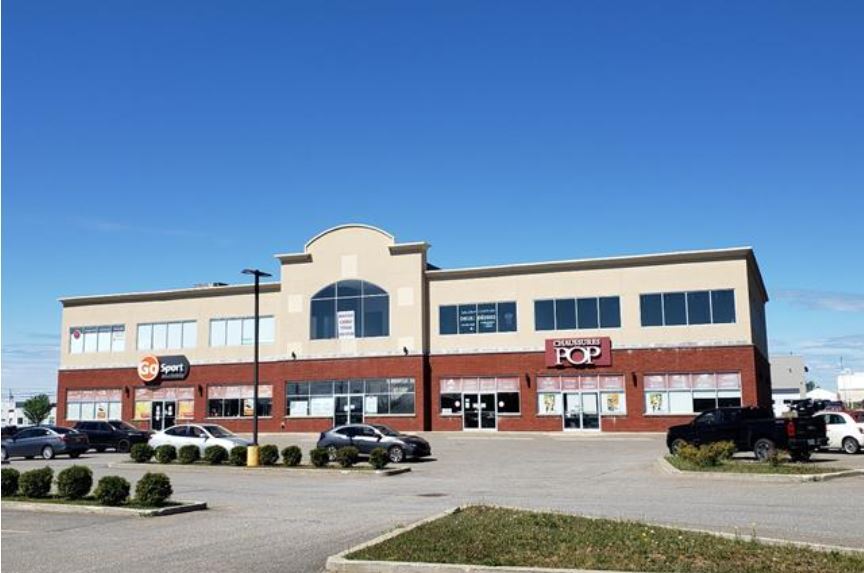 200 Rue Commerciale, Donnacona, QC for sale Primary Photo- Image 1 of 1