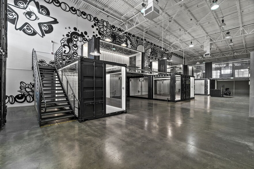 7620 NW 25th St, Miami, FL for sale - Interior Photo - Image 2 of 191