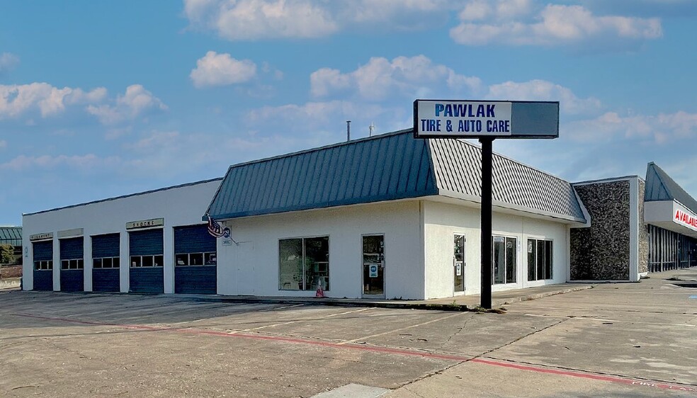 2109 Parker Rd W, Plano, TX for lease - Building Photo - Image 1 of 4