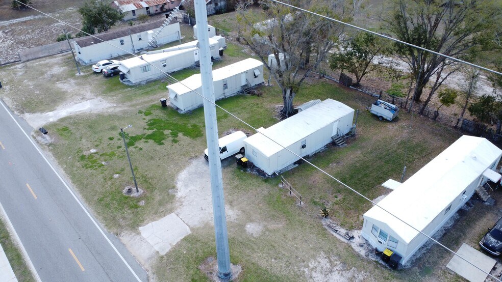 730 N Chestnut Rd, Lakeland, FL à vendre - Photo du bâtiment - Image 2 de 19